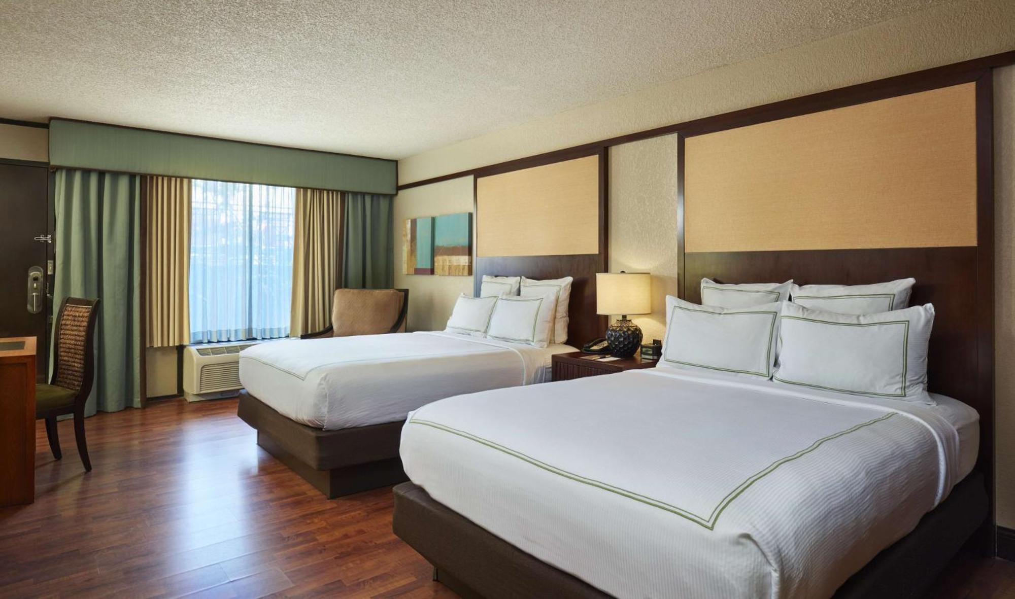 Doubletree By Hilton Hotel Orlando At Seaworld Williamsburg Eksteriør billede