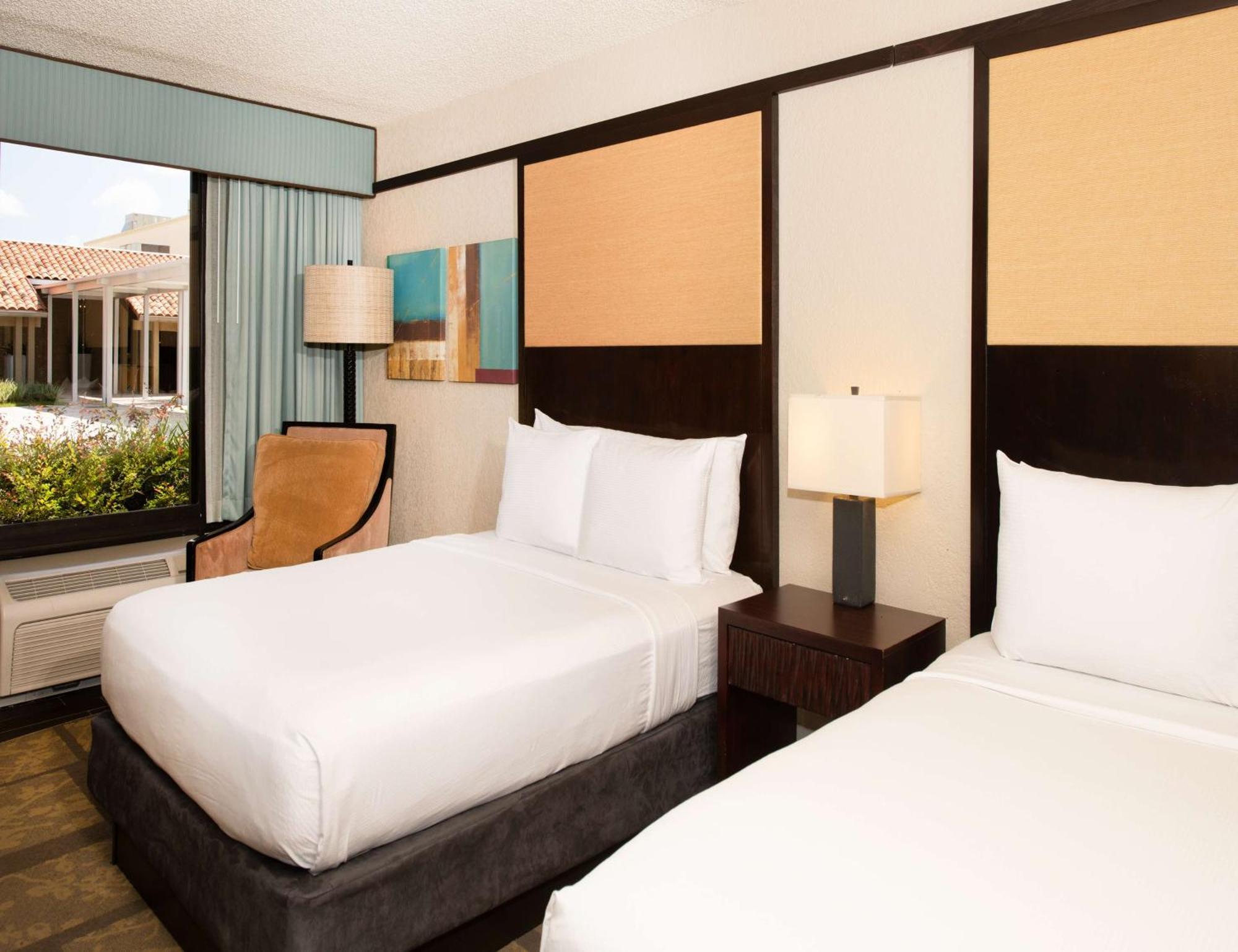 Doubletree By Hilton Hotel Orlando At Seaworld Williamsburg Eksteriør billede